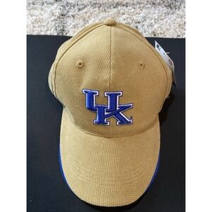 University Of Kentucky Wildcats hat Adjustable Cap UK Logo NCAA‎ Vintage